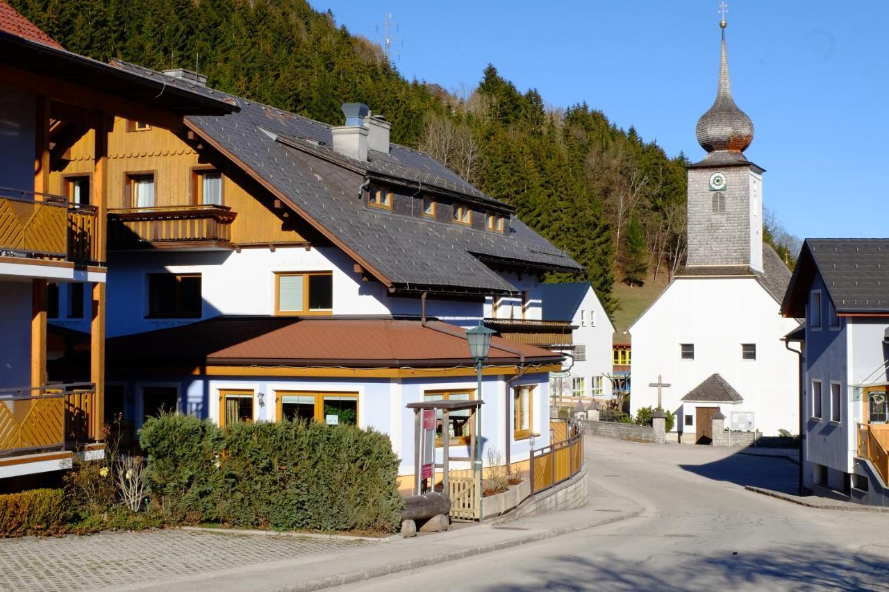 Hotel Kollerhof Aich  Exterior photo